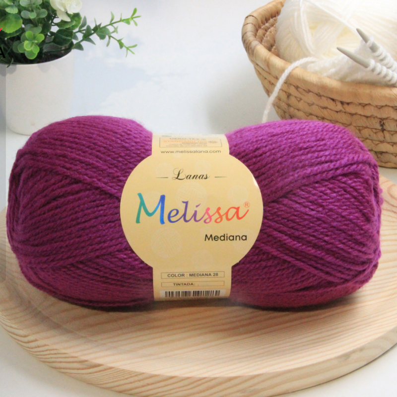 Lana Mediana Morado Intenso -28