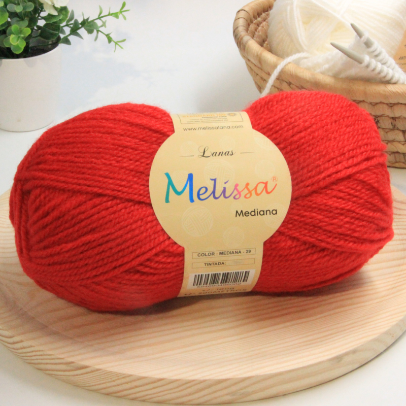Lana Mediana Rojo Carmín- 29