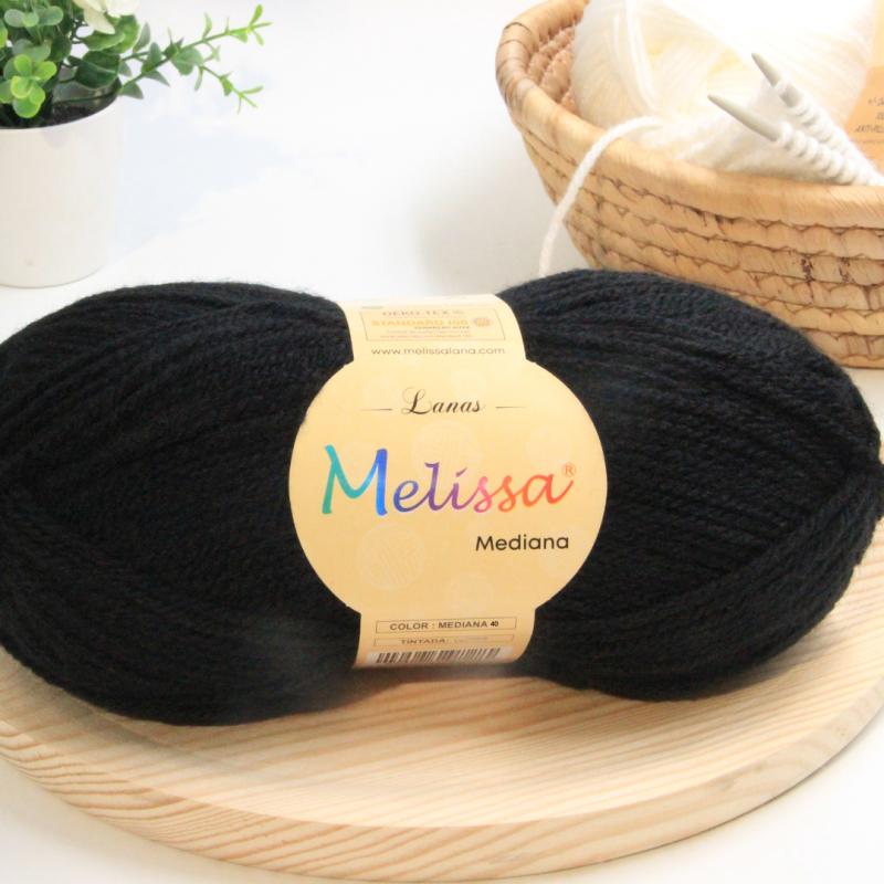 Lana Mediana Negro -40