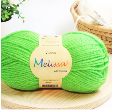 Lana Mediana Verde Lima 43