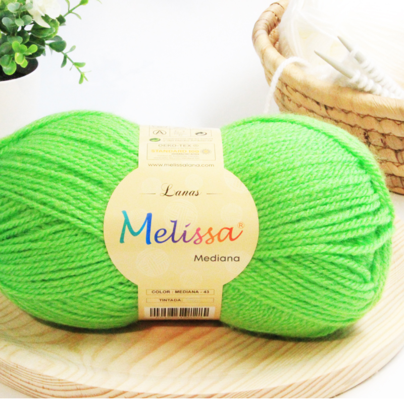 Lana Mediana Verde Lima 43